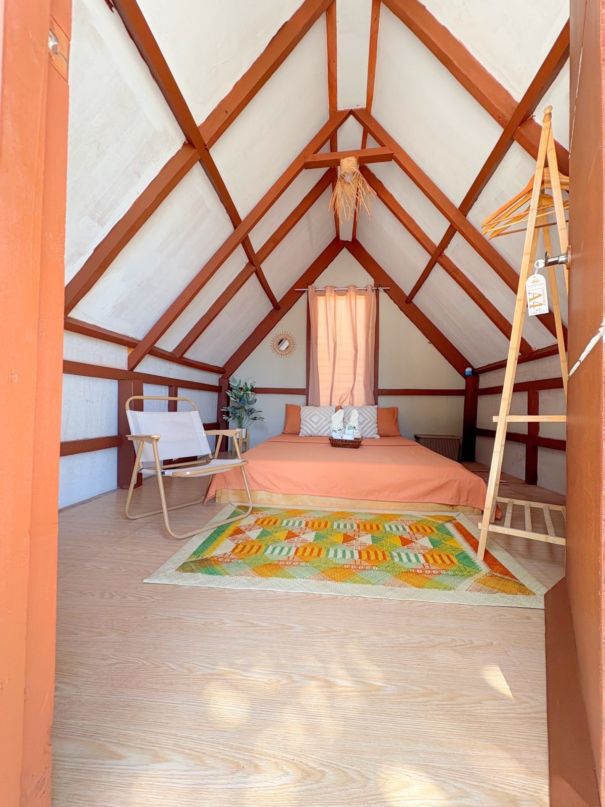 Intérieur simple d'un hébergement à Balabac